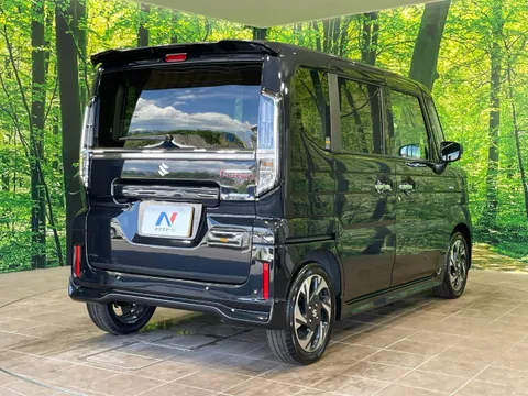 Suzuki Spacia Custom