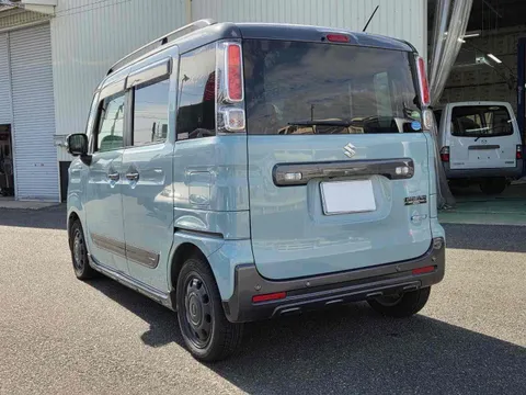Suzuki Spacia Gear