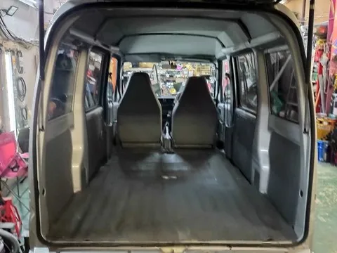Mitsubishi Minicab Van