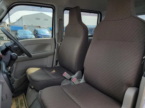 Nissan Clipper