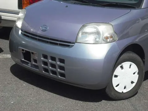 Daihatsu Esse