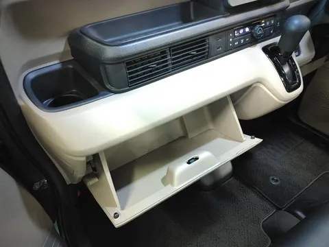 Honda N-BOX Joy