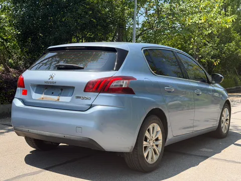 Peugeot 308S