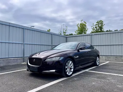 Jaguar XFL