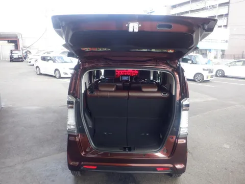 Honda N-BOX Slash