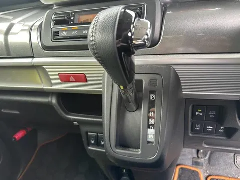 Suzuki Spacia Gear