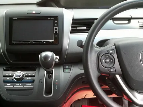 Honda Freed Plus