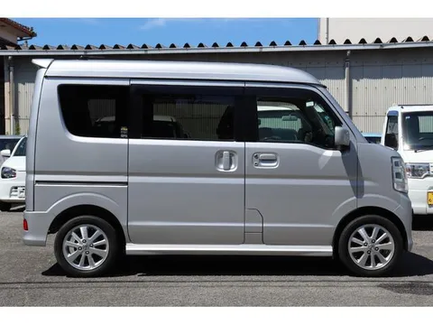 Nissan Clipper Rio