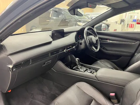 Mazda MAZDA3 Fastback