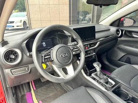 Kia Cerato (K3)