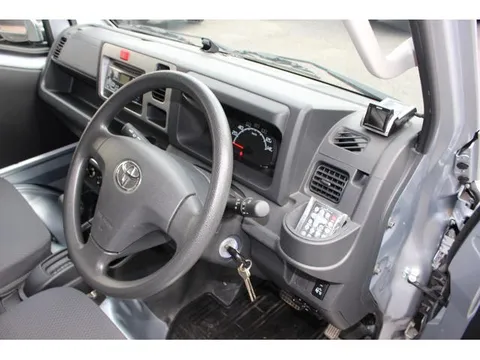 Toyota Pixis Truck
