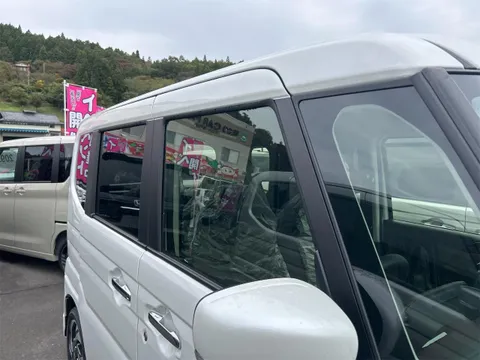 Suzuki Spacia Custom