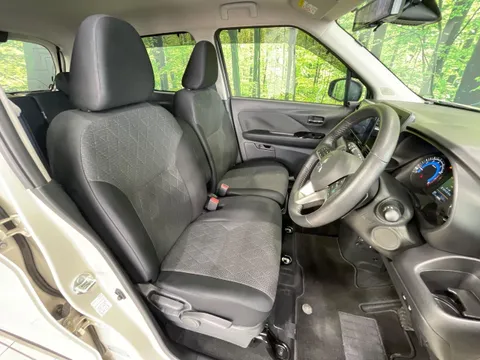 Mitsubishi eK X