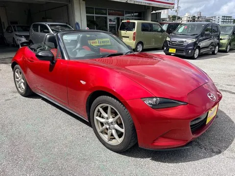 Mazda MX-5 (Roadster)