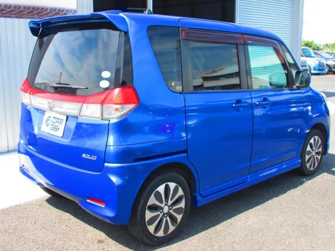 Suzuki Solio