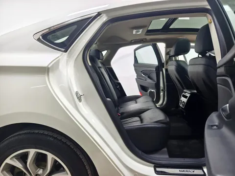 Geely Borui