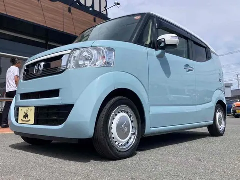 Honda N-BOX Slash