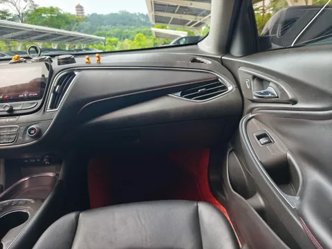 Chevrolet Malibu XL