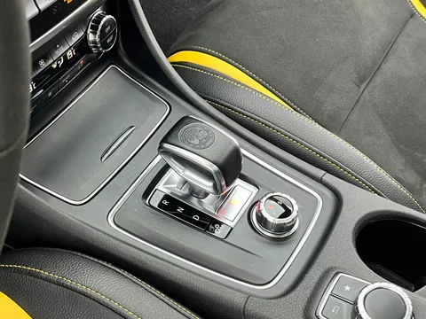 Mercedes-Benz Mercedes-Benz GLA