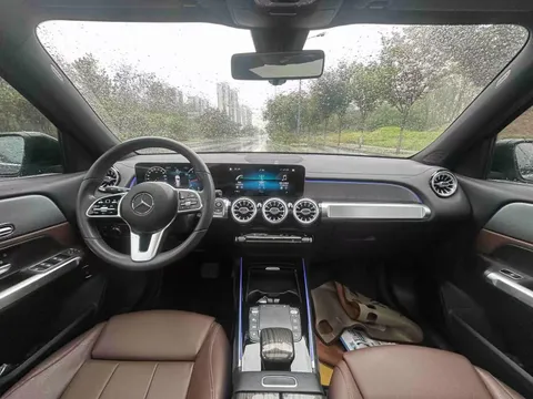 Mercedes-Benz GLB-Class