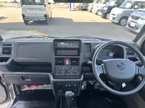 Nissan Clipper Truck