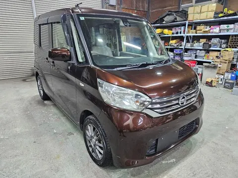 Nissan Dayz Roox