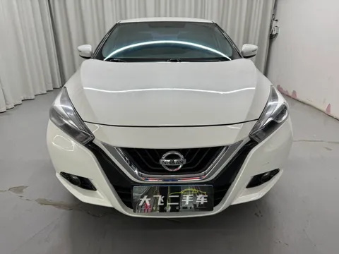 Nissan Bluebird