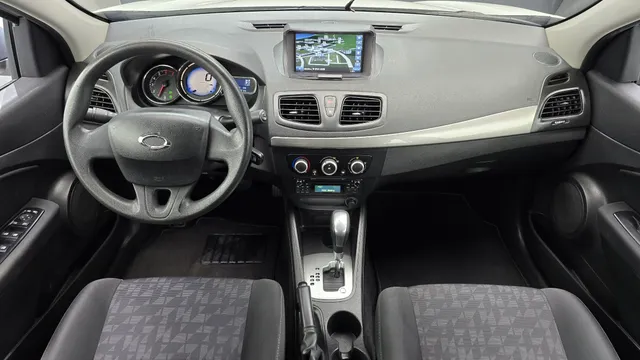Renault SM3