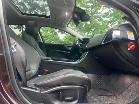 Jaguar XEL