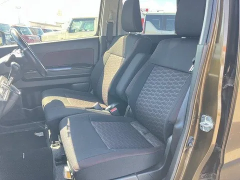 Suzuki Wagon R Stingray