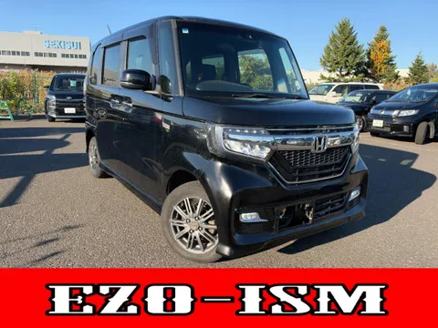 Honda N-BOX Custom