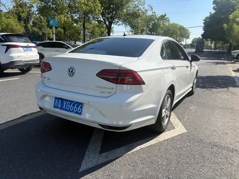 Volkswagen Lamando
