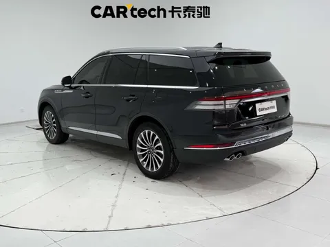 Lincoln Aviator