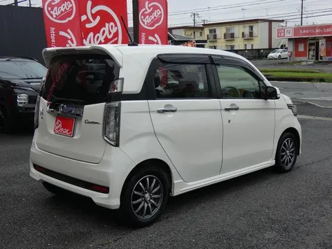Honda N-WGN Custom