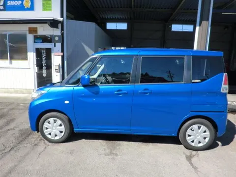 Suzuki Solio