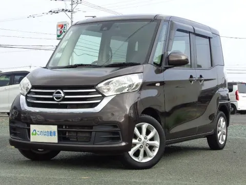 Nissan Dayz Roox