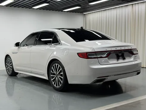 Lincoln Continental