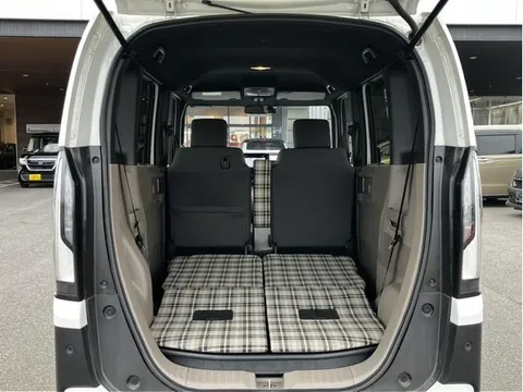 Honda N-BOX Joy