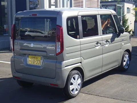 Suzuki Spacia