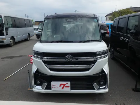 Suzuki Spacia Custom