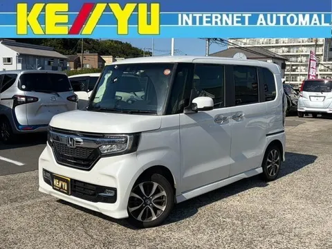 Honda N-BOX Custom