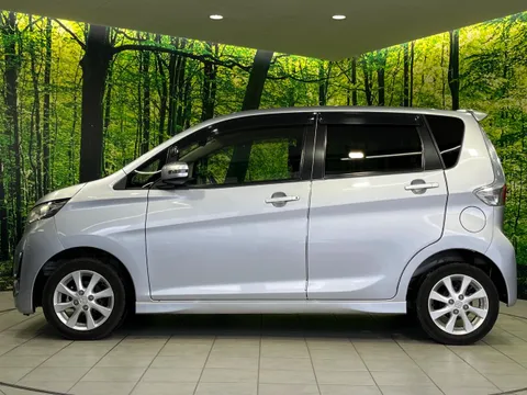 Mitsubishi eK Custom