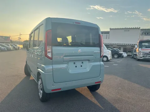 Suzuki Spacia