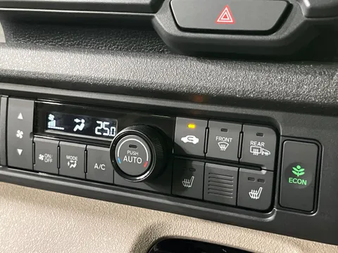 Honda N-BOX Joy