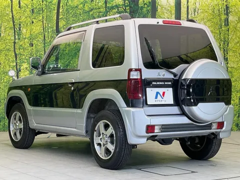 Mitsubishi Pajero Mini