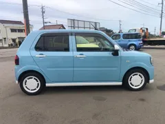 Daihatsu Mira Tocot