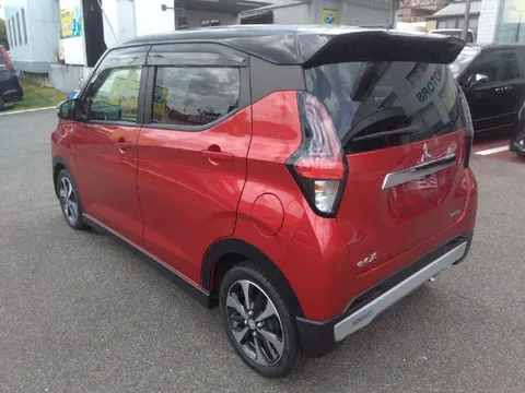Mitsubishi eK X