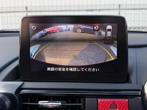 Mazda MX-5 (Roadster)
