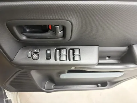 Suzuki Spacia Base