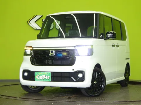 Honda N-BOX Custom